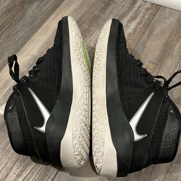 Kevin Durant 13 TB Promo Black and White 7.5 - Picture 8 of 11